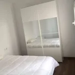 Rent a room of 80 m² in barcelona