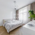 Pronajměte si 2 ložnic/e byt o rozloze 85 m² v Praha