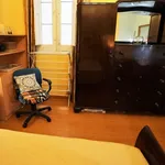 Rent a room in Madrid']