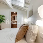 Rent 3 bedroom apartment of 106 m² in Florence