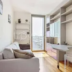 Rent 3 bedroom apartment of 80 m² in Milano