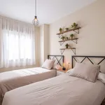 Rent 3 bedroom apartment of 60 m² in Málaga