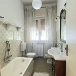 Rent 4 bedroom house in Pietrasanta