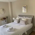 Rent 2 bedroom flat in Wales