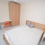 Rent 4 bedroom apartment in Wales