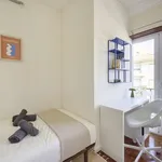 Rent a room in lisbon