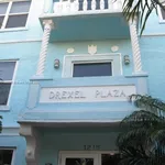 Rent 1 bedroom apartment of 44 m² in Miami Beach