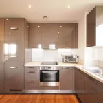 Rent 3 bedroom apartment in London