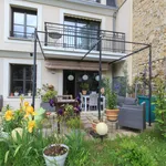 Rent 1 bedroom apartment of 92 m² in Paris