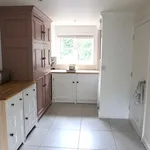 Rent 4 bedroom apartment in Wales