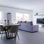 Rent 2 bedroom apartment of 100 m² in lisbon