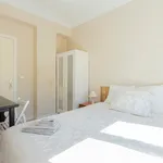 Rent 6 bedroom apartment in Madrid