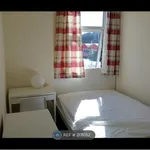 Rent 4 bedroom house in West Midlands