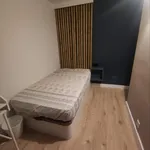 Rent 4 bedroom apartment in Barcelona