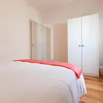 Rent 5 bedroom apartment in Porto