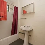 Rent 2 bedroom apartment in Kirwan