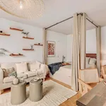 Rent 1 bedroom apartment of 30 m² in Paris