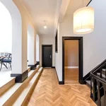 Rent 1 bedroom house of 372 m² in Bruxelles