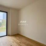 Rent 2 bedroom apartment of 111 m² in Porto