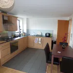 Rent 2 bedroom flat in Leeds