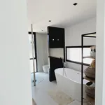 Alquilo 5 dormitorio casa de 590 m² en Madrid