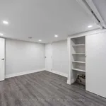 Rent 4 bedroom house in Toronto