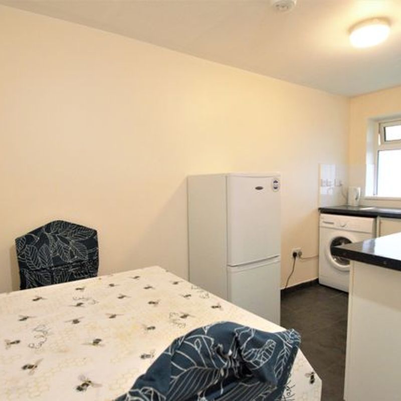 Flat to rent in Harlesden Road, St Albans AL1