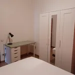 Rent 6 bedroom apartment in Barcelona