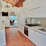 Rent 5 bedroom apartment of 99 m² in Firenze