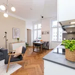 Rent 4 bedroom apartment of 48 m² in Berlin