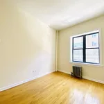 Rent 2 bedroom apartment of 900 m² in Manhattan