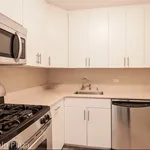 Rent 2 bedroom apartment in Manhattan