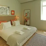 Rent 1 bedroom apartment in Porto