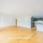 Rent 3 bedroom flat in Epping Forest