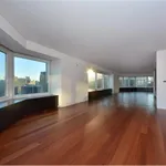 Rent 2 bedroom apartment of 204 m² in New York