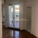 Affitto 4 camera appartamento di 110 m² in Rome