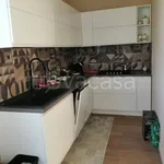 Affitto 6 camera casa di 330 m² in Sannicandro di Bari