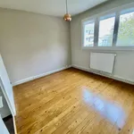 Appartement de 62 m² avec 4 chambre(s) en location à Rochefort