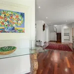 Rent 5 bedroom apartment of 278 m² in Cascais