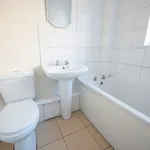 Rent 1 bedroom flat in Hull