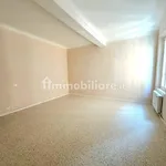 Affitto 2 camera appartamento di 60 m² in Modena