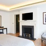 Rent 1 bedroom flat of 1106 m² in Mayfair