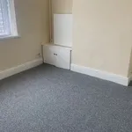 Rent 3 bedroom apartment in Wales