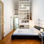 Rent 5 bedroom apartment of 190 m² in Firenze