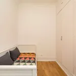 Rent a room in lisbon