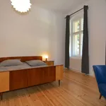 Miete 2 Schlafzimmer wohnung von 1130 m² in Berlin