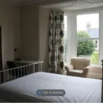 Rent 6 bedroom house in South West England