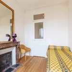 Rent 1 bedroom apartment of 85 m² in Paris