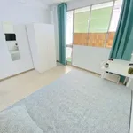 Rent a room in seville