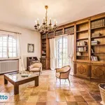 Rent 6 bedroom house of 550 m² in Rome